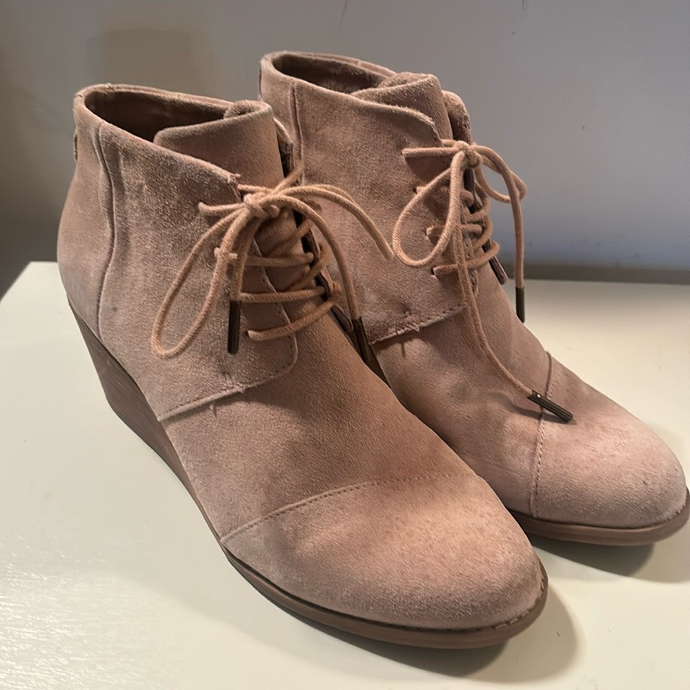 Toms Suede Lace Up Wedges